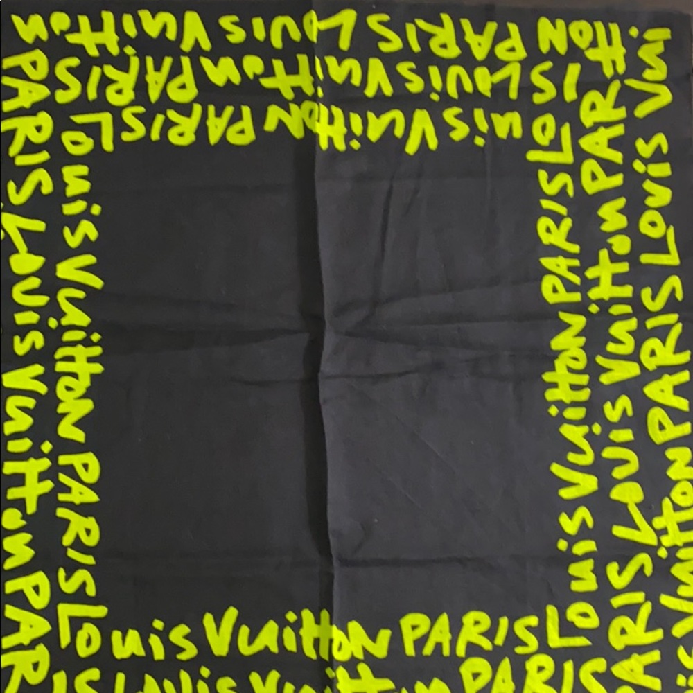 Square Louis Vuitton Scarf